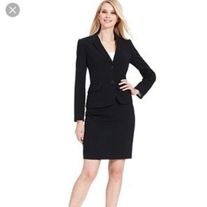Moving sale: Like new Calvin Klein skirt suit